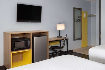 Standard Room, 1 King Bed, Non Smoking