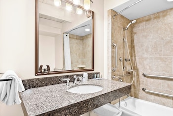 Standard Room, 1 Queen Bed, Accessible, Refrigerator & Microwave