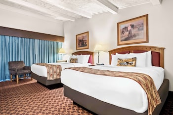 Standard Room, 2 Queen Beds, Non Smoking, Refrigerator & Microwave