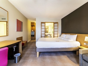 Superior Room, 1 Queen Bed with Sofa bed