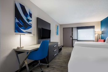 Standard Room, 2 Queen Beds, Non Smoking, Refrigerator & Microwave
