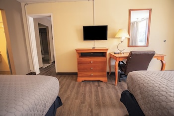 Family Room, Multiple Beds, Non Smoking