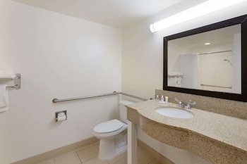 Room, 2 Queen Beds, Accessible, Non Smoking