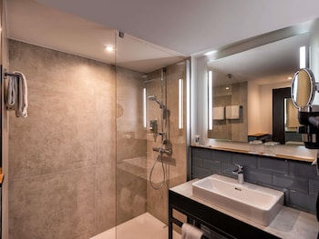 Business Room, 1 Queen Bed
