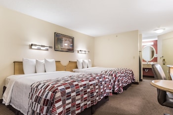 Standard Room, 2 Double Beds (Smoke Free)