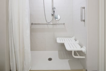 Executive Room, 1 King Bed