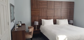 Room (Cosy, Small)