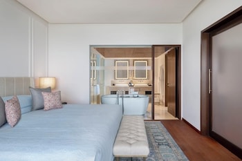 Ocean View Twin Beds