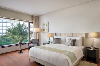 Premier Room