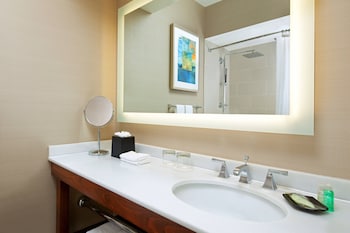Deluxe Room, 2 Double Beds, Non Smoking (View)