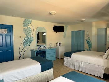Signature Quadruple Room