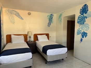 Signature Twin Room, City View