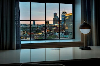 Suite, 1 Bedroom (High Floor)