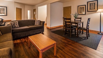 Suite, Multiple Beds, Non Smoking (Efficiency)