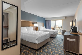 Standard Room, 2 Queen Beds, Balcony, Harbor View
