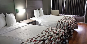 Standard Room, 2 Double Beds, Smoking