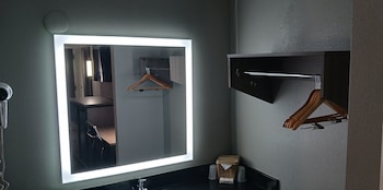 Standard Room, 2 Double Beds, Smoking