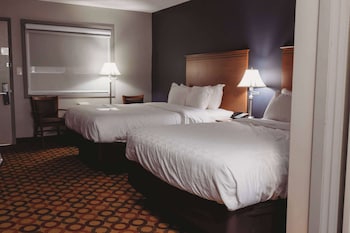 Room, 2 Queen Beds, Non Smoking