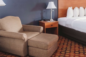 Room, 1 King Bed, Non Smoking
