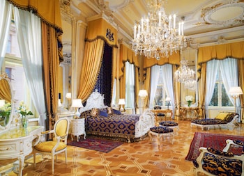 Royal Suite, 1 Bedroom, City View