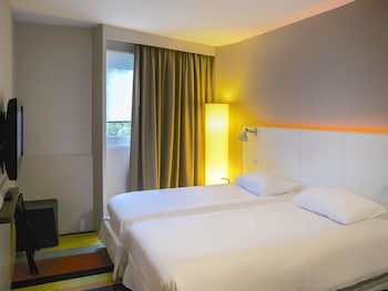 Standard Room, 2 Twin Beds
