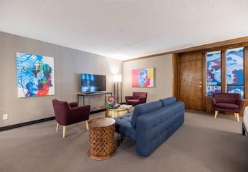 Suite, 1 King Bed, Non Smoking