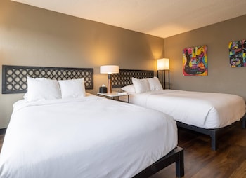 Standard Room, 2 Queen Beds, Non Smoking