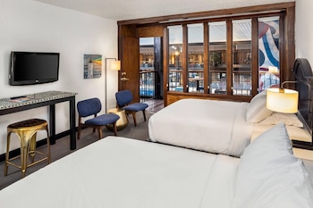 Standard Room, 2 Queen Beds, Non Smoking, Balcony (Pool View)