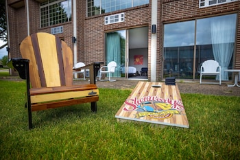 Standard Room, 2 Queen Beds, Non Smoking, Patio (Courtyard View)