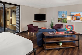 Suite, Multiple Beds, Non Smoking
