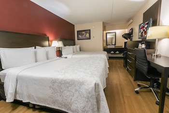 Deluxe Room, 2 Double Beds (Smoke Free)