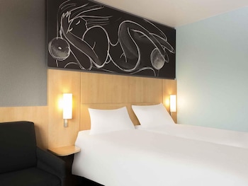 Double Room, 1 Double Bed with Sofa bed, Air conditioning (No Lift)
