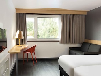 Double Room, 1 Double Bed with Sofa bed, Air conditioning (No Lift)
