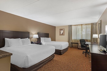 Room, 2 Queen Beds, Non Smoking