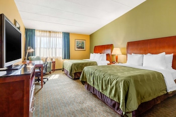 Room, 2 Queen Beds, Non Smoking