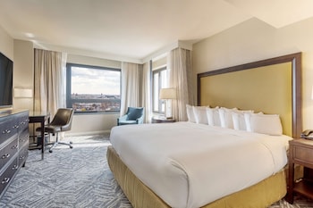Room, 1 King Bed, City View