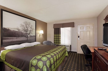 Standard Room, 1 King Bed, Accessible, Non Smoking