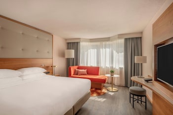 Deluxe Room, 1 King Bed
