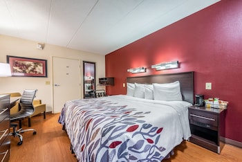 Deluxe Room, 1 King Bed, Accessible (Roll-In Shower, Smoke Free)