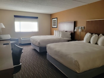 Standard Room, 2 Queen Beds, Non Smoking