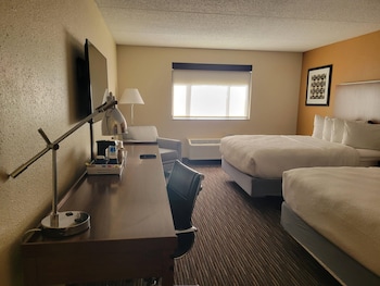 Standard Room, 2 Queen Beds, Non Smoking
