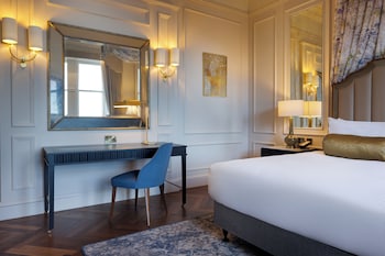 Premier Room, 1 King Bed