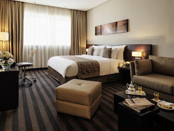 Deluxe Room, 1 King Bed