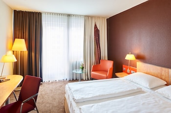 Superior Double Room, 1 Double Bed, Courtyard View