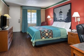 Room, 1 King Bed, Accessible, Smoking (Mobility Accessible)