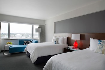 Deluxe Room, 2 Double Beds, Accessible