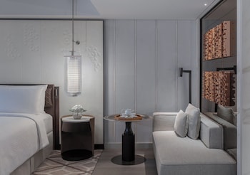 Presidential Suite, 1 Twin Bed