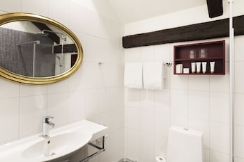 Classic Twin Room
