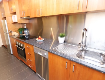Superior Apartment, 2 Queen Beds, Kitchen, Courtyard Area