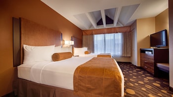 Standard Room, 2 Queen Beds, Non Smoking, Refrigerator & Microwave